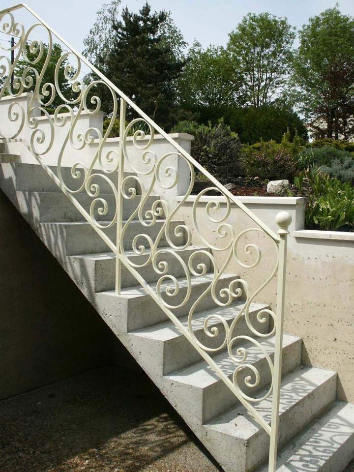 Rampes et garde corps élégants Rouillac
