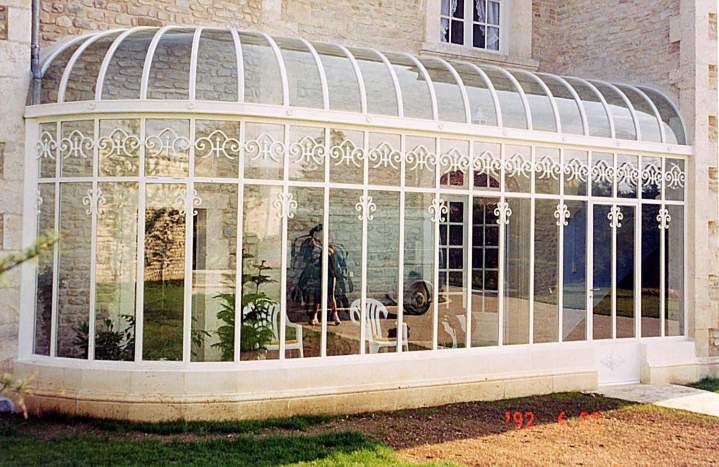 Création verrière métallique tendance Rouillac